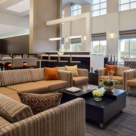Hampton Inn & Suites Rosemont Chicago O'Hare-3